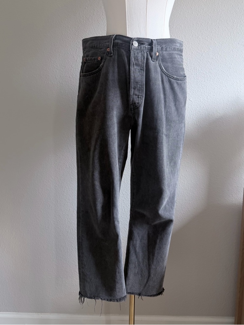 Levi's Men's Washed Charcoal Relaxed‎ Jeans